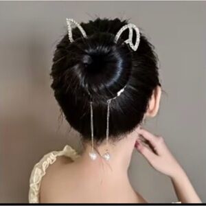 Bunny 🐰 hair accessorie